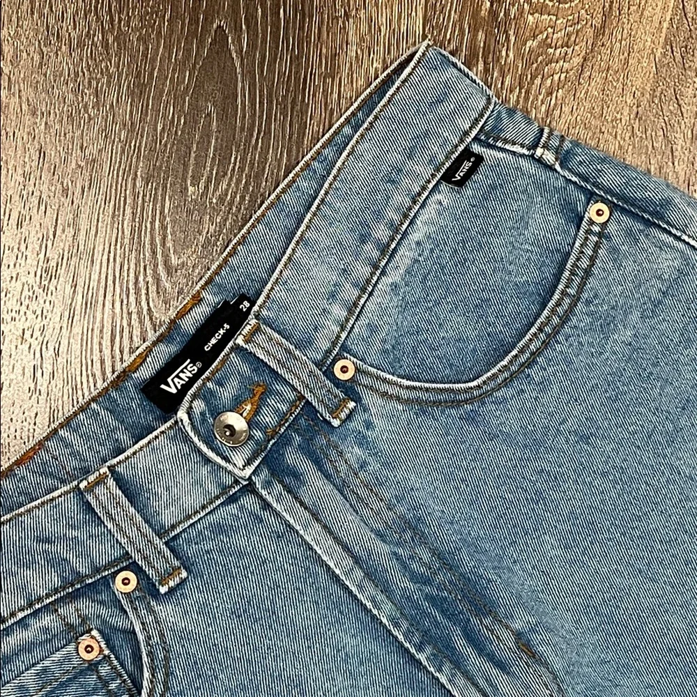 VANS Check-5 Baggy Denim Pants Color: Stonewash Blue
